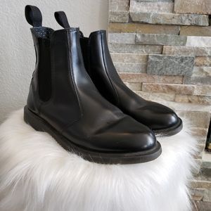 Dr. Martens Women's Flora Ankle Chelsea Boot BLACK